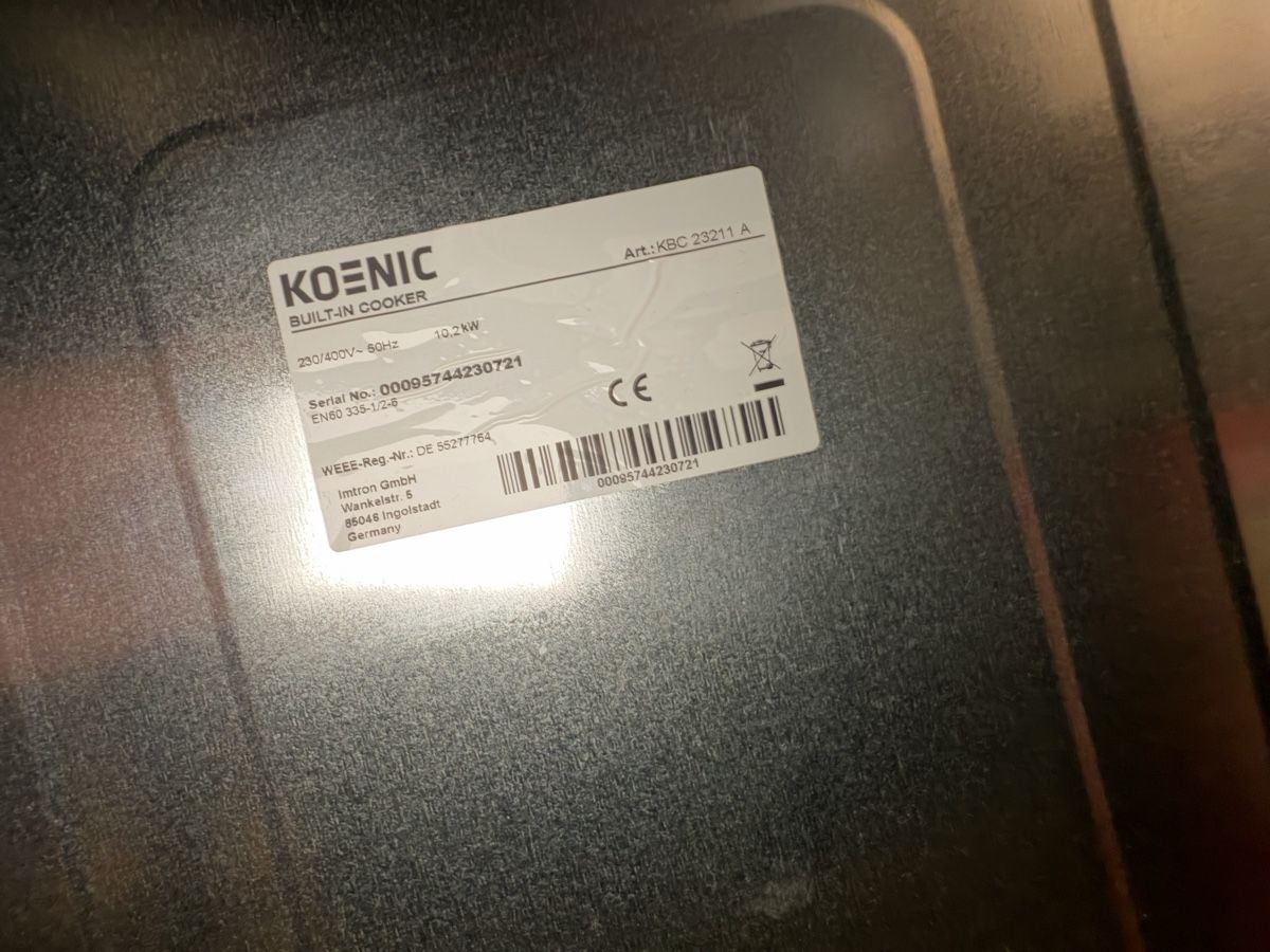 Fours: Neuwertiger KOENIC Backofen  – D'occasion à Ueken par Railjet64 1