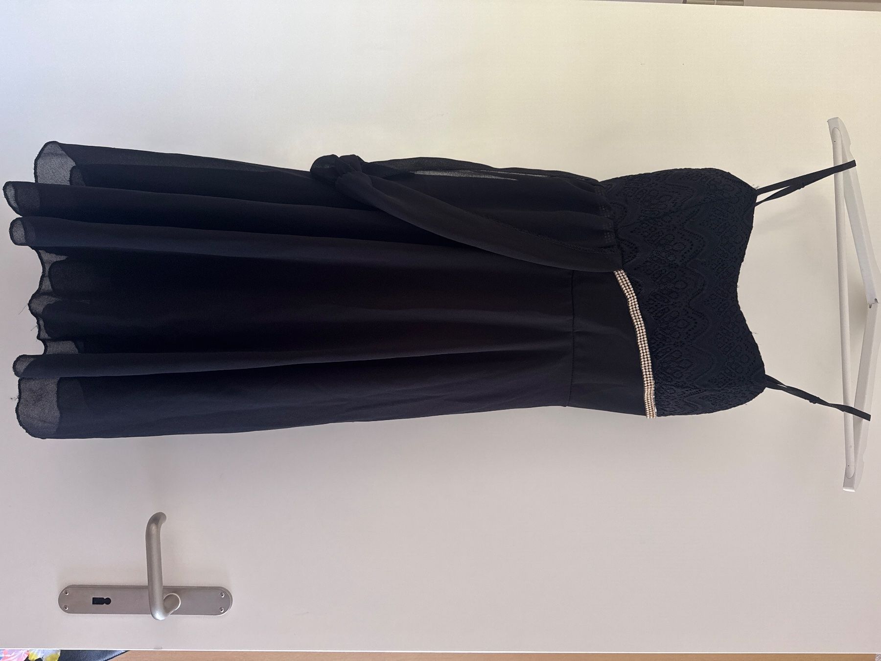 Kleider & Röcke: Schwarzes Abendkleid – Gebraucht aus Sutz von lue_s5cv