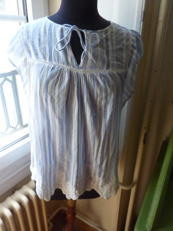 blouse en coton taille S coton marque vanesa  a virginia