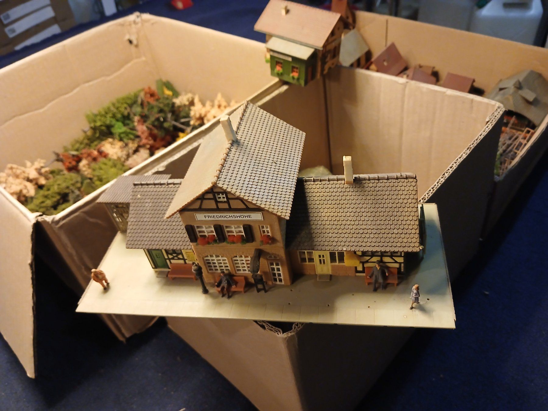 Modelleisenbahnen: Modelbahn Gebäude H0 – Gebraucht aus Rüfenacht BE von zur_2s9l 2