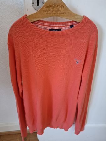 Pull GANT orange corail, taille M, parfait pour l'été☀️