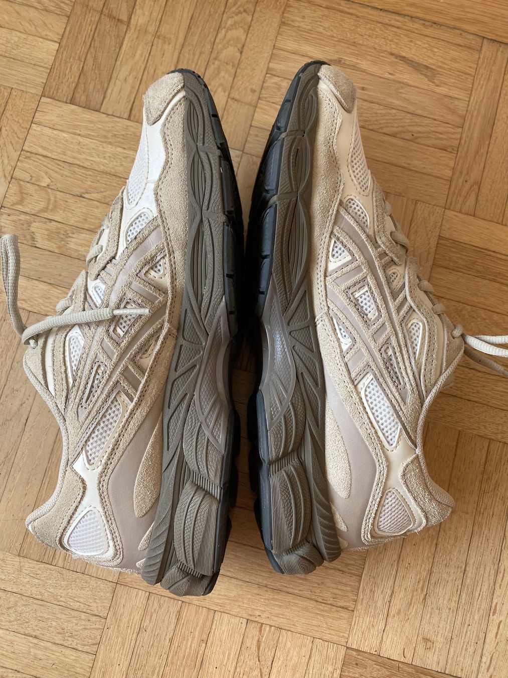 Asics Herrenschuhe: Asics Gel-Nyc Sneaker Gr. 44 neu – Neu und originalverpackt aus Bern von kat_d9p5 3