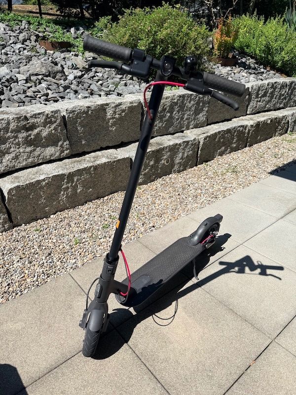 Xiaomi Kickboard: Xiaomi Mi Electric Scooter Pro 2 – Gebraucht aus Horgen von Jo79 1