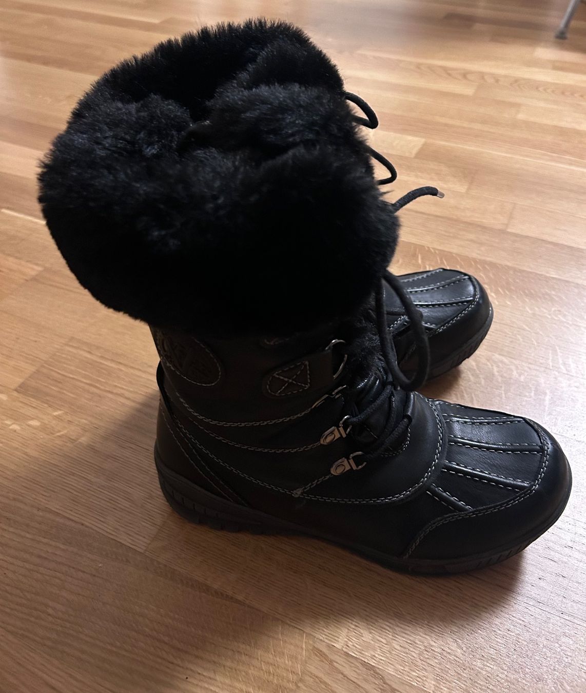 Damenschuhe: Bottes d’hivers 39 – Gebraucht aus Lausanne von nat_l8zw 1