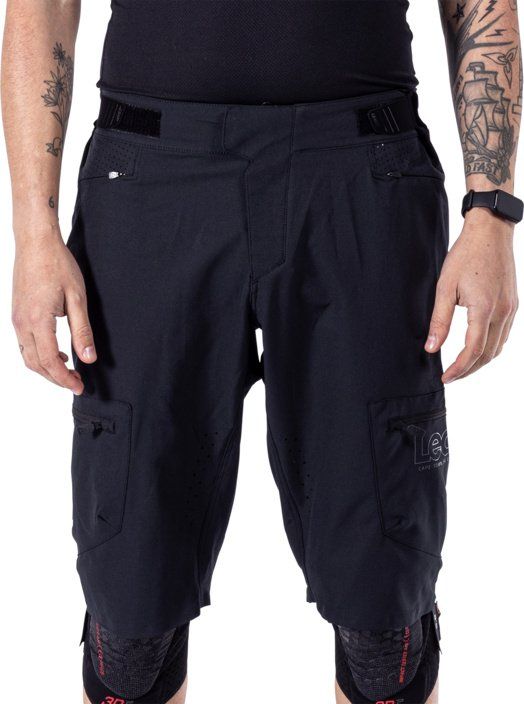 Leatt Pantaloni: Leatt MTB Enduro 2.0 Shorts black - NEU – Nuovo (secondo la descrizione) da Biel/Bienne venduto da Popoff1 1