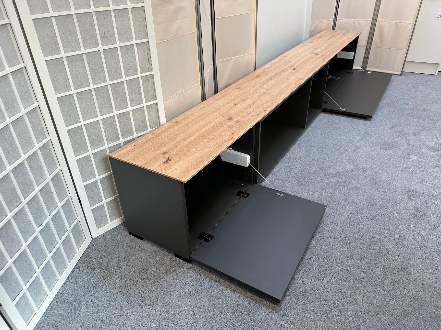 Mobili TV: Lowboard SETUP Farbe Schiefer Eiche 288 x 42 cm Swiss Made – Nuovo (secondo la descrizione) da Unterentfelden venduto da moebelrufli 3