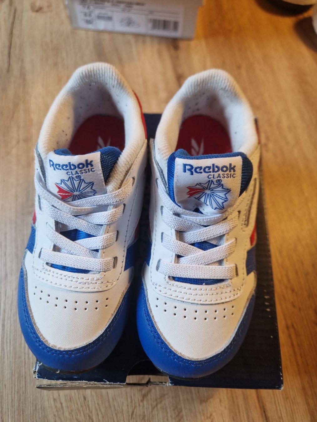 Reebok Scarpe per ragazzi: Reebok Classics CLASSIC LEATHER HQ6301 Colorful – Usato da dietikon venduto da kar_l26c