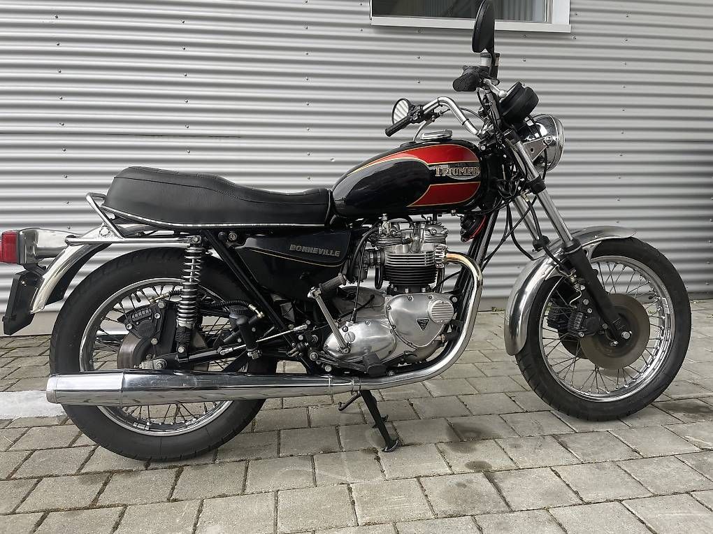 Strada: Triumph 750 Bonneville – Usato da Unterägeri venduto da BSA_A65 1