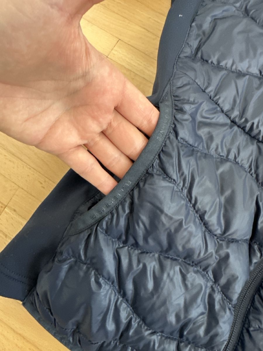 Peak Performance Vestes: Peak Performance Helium Daunenjacke - Gr S – D'occasion à Zürich par KrisZH 1
