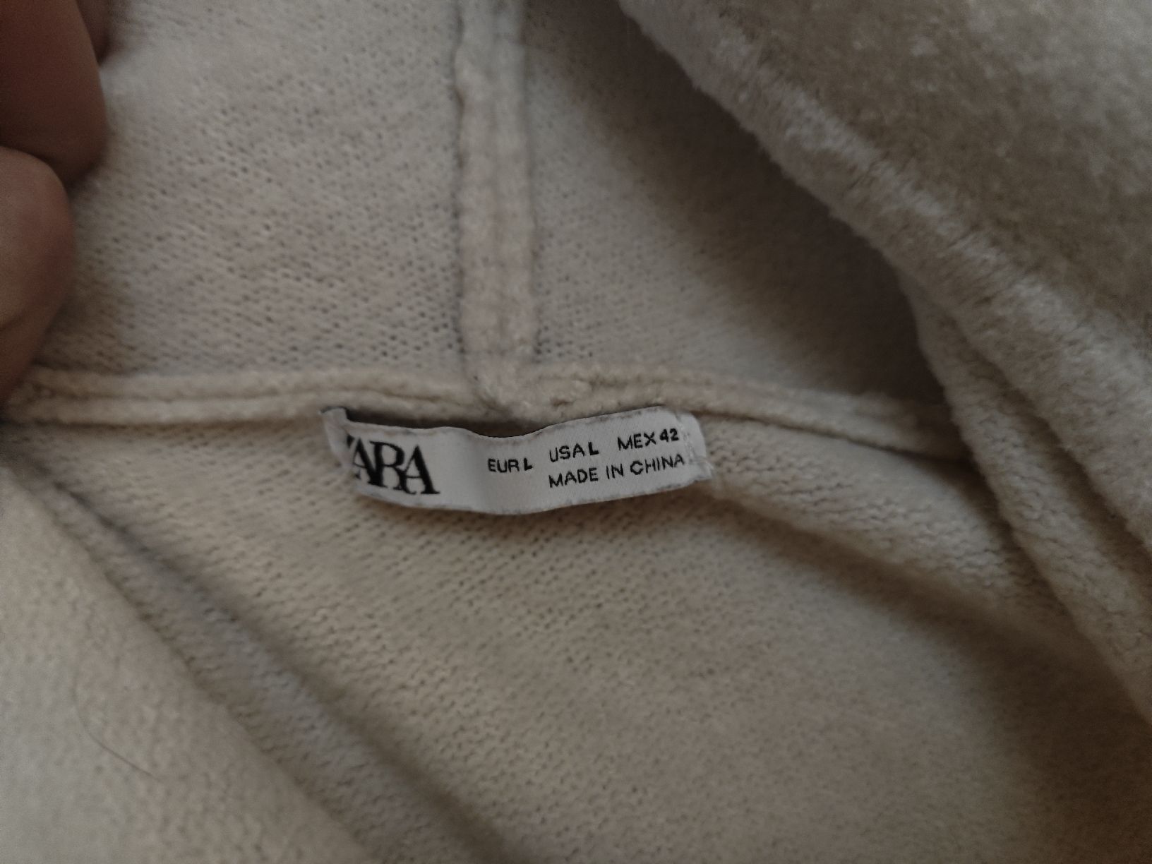 Zara Maglioni & Felpe: Kapuzenpullover Grösse L – Nuovo (secondo la descrizione) da Sissach venduto da Siraiwan 1