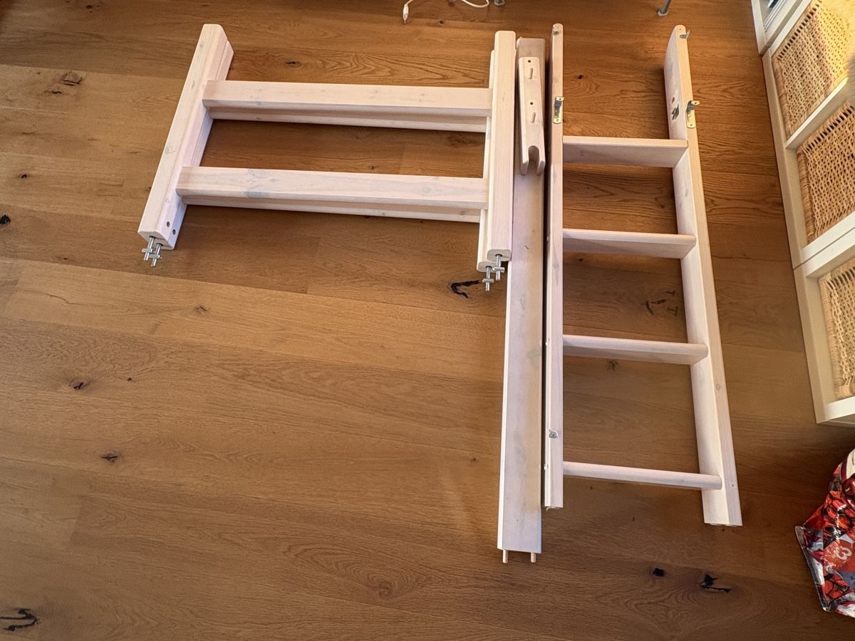 Flexa Betten: Rehausse pour lit flexa – Gebraucht aus Aegerten von silver.65