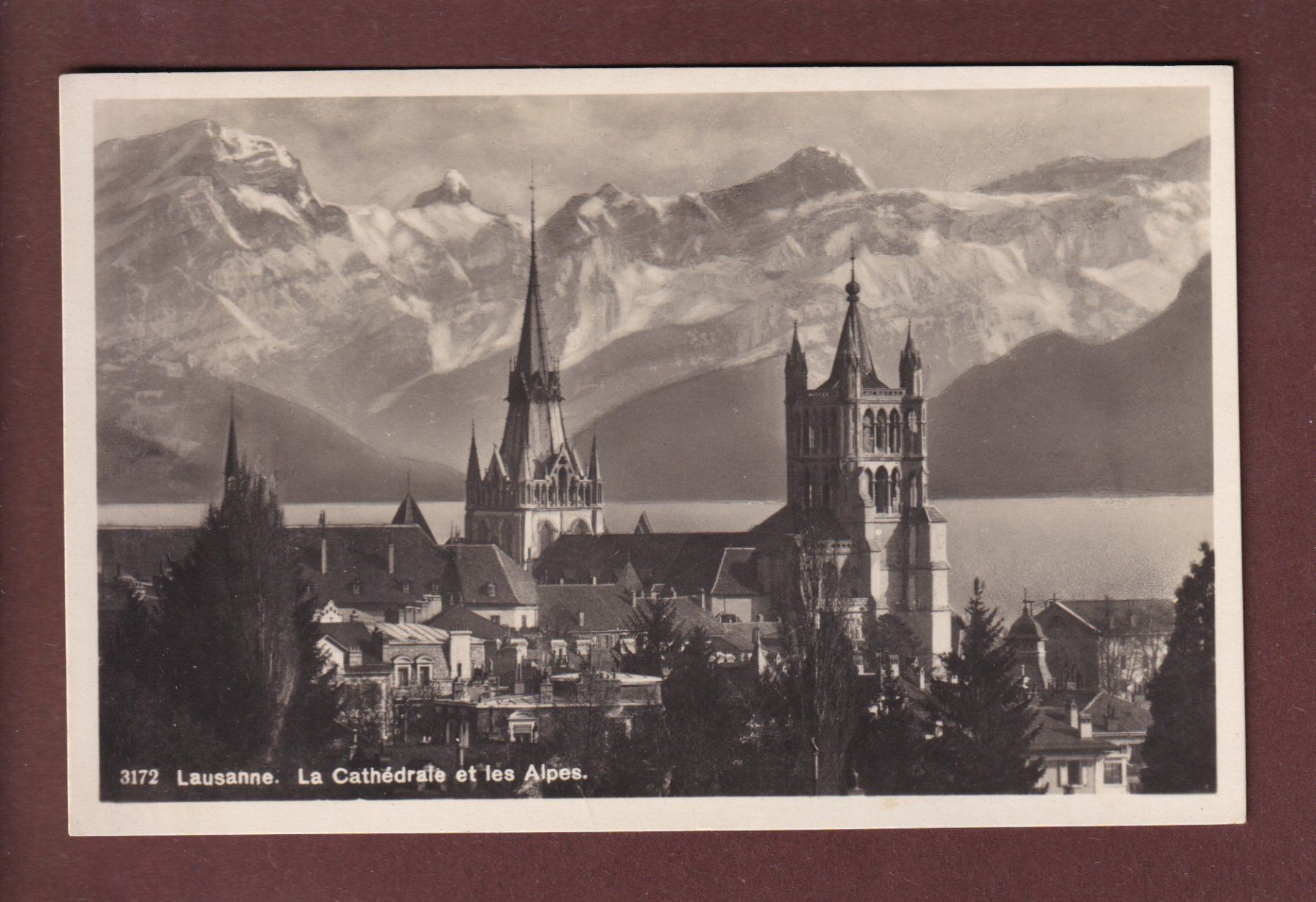 Cartoline postali: LAUSANNE - Cathédrale – Usato da Pully venduto da nicecards