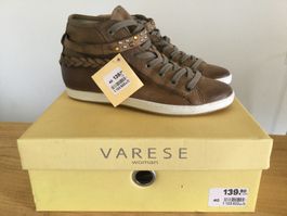 Chaussures montantes cuir VARESE, pointure 40, NEUF