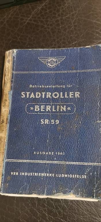 Libri: Stadtroller Berlin – Usato da Muttenz venduto da ral_yr2d