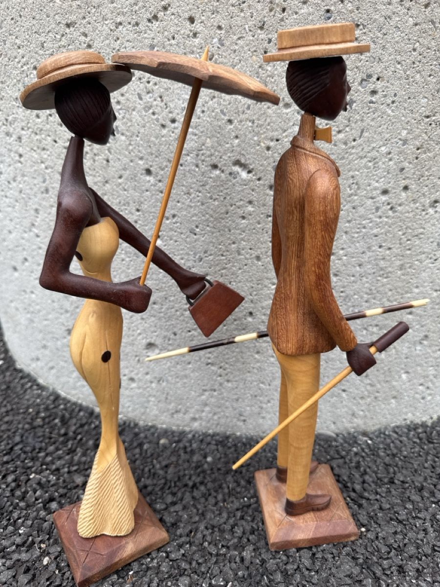 Figuren: Holzfiguren – Gebraucht aus Zürich von Brockiwelt 2