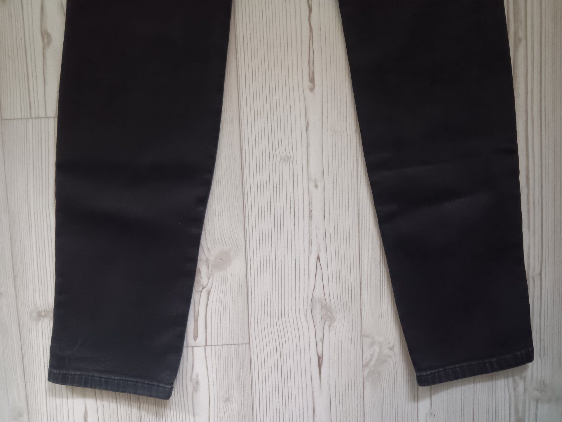 Diesel Jeans: DIESEL Jeans DORIS taille / Grosse 29 – Usato da Cossonay-ville venduto da Super-Price-Quality 8