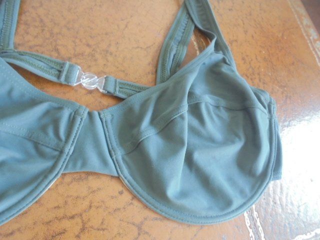 Sonstige Unterwäsche: BH von Bikini Gr. 44 NEU – Neu (gemäss Beschreibung) aus Hinwil von Glasperlen 1