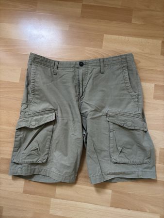 Short cargo homme Timberland vert olive taille 35