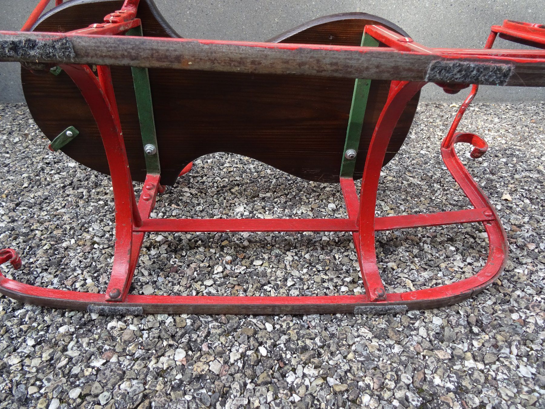 Schlitteln: antiker Kinder Schlitten – Gebraucht aus Biel/Bienne von georgi01 4