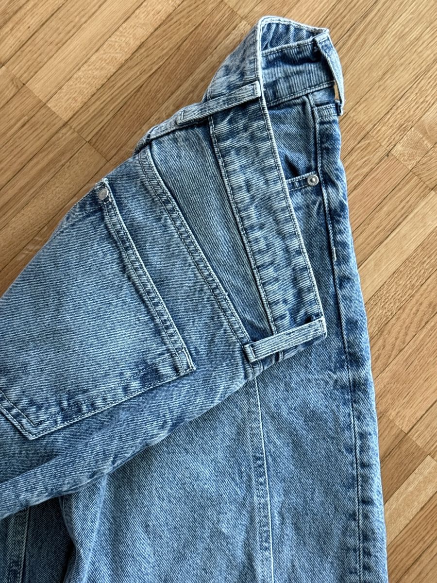 H&M Jeans: Jeans Barrel Loose fit – D'occasion à Monthey par sen_6ckr 4