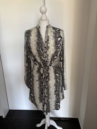 Kleid PIGALLE Schlangenprint Grösse 36 guter Zustand