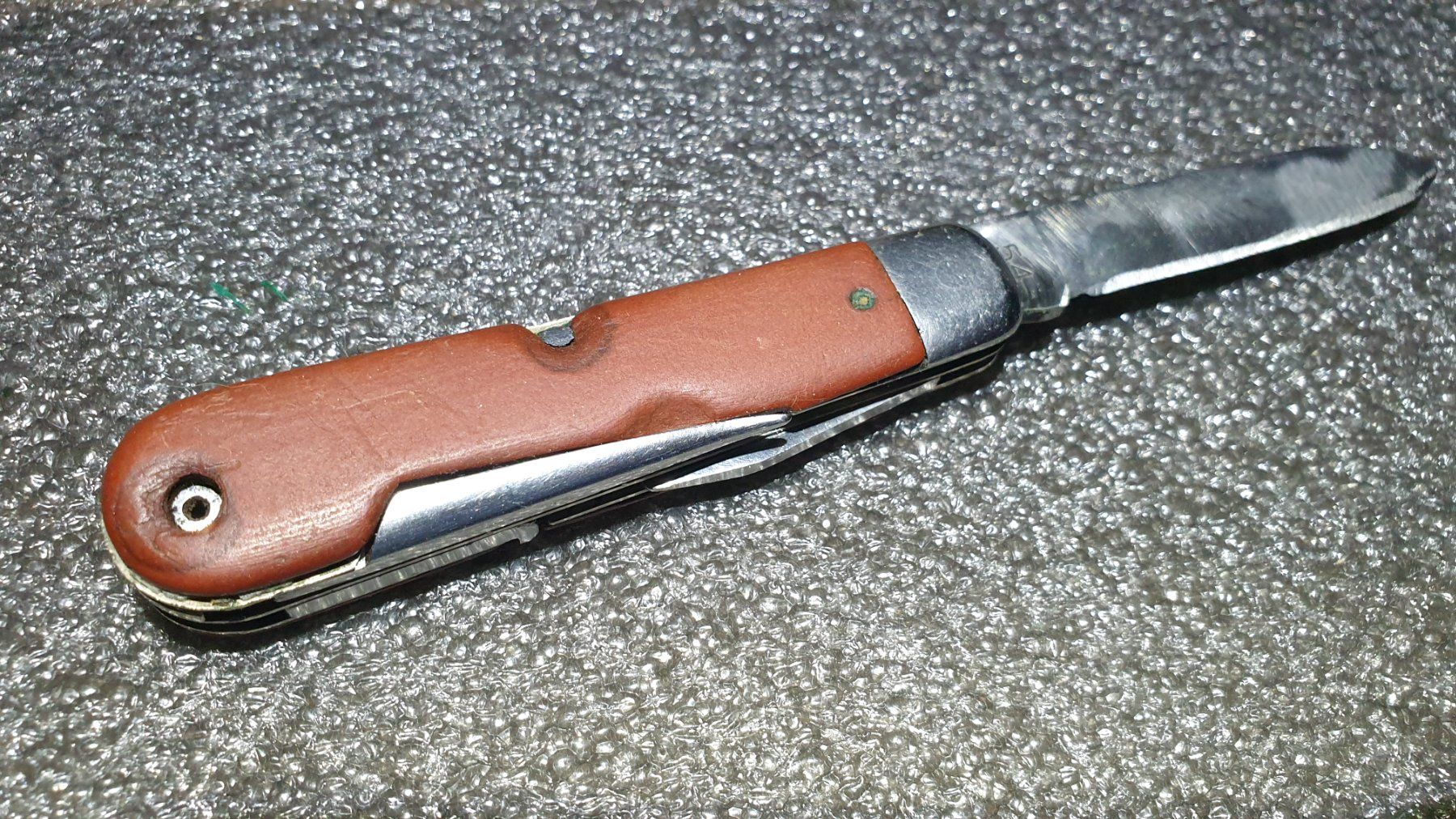 Victorinox Coltelli tascabile: Militaire Elsener 1954 Model Messer Holz – Usato da Val D Illiez venduto da SnowRoof 3