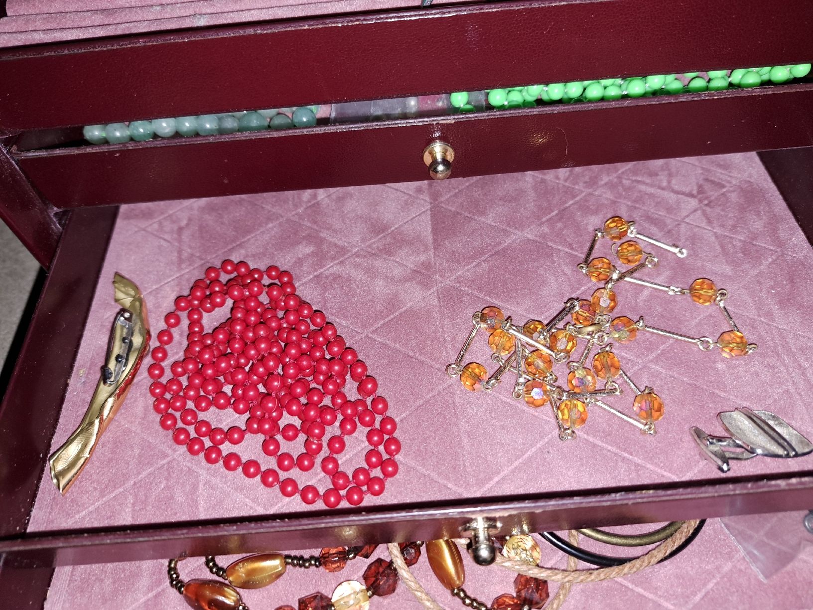 Sonstiger Schmuck: LederSchmuckkiste mit Schmuck/Nachlass – Gebraucht aus Kölliken von Upcycling-by-Mc-TAM 5