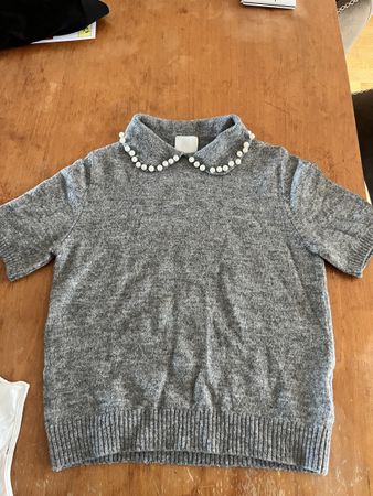 Damen Pullover grau mit Perlenkragen Grösse XS H&M