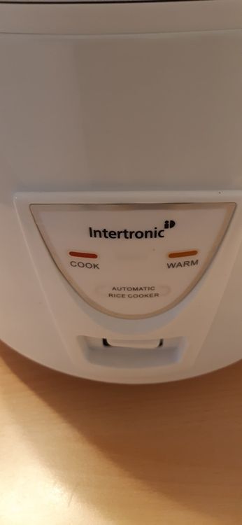 Royalty Line RL-RC1810D Reiskocher 1,8 L – 700 W, 360° 3D-Heizung, Dampfgarer, Antihaft-Topf, 5 Kg Belastung – Für Große Familien
