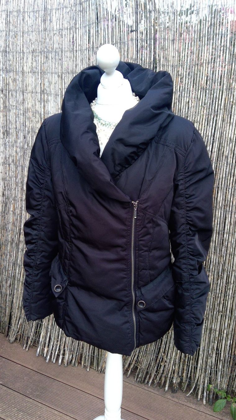 Jacken: Veste/Doudoune noire CLARA VITTI taille L – Gebraucht aus Agiez von chouchanelle 2
