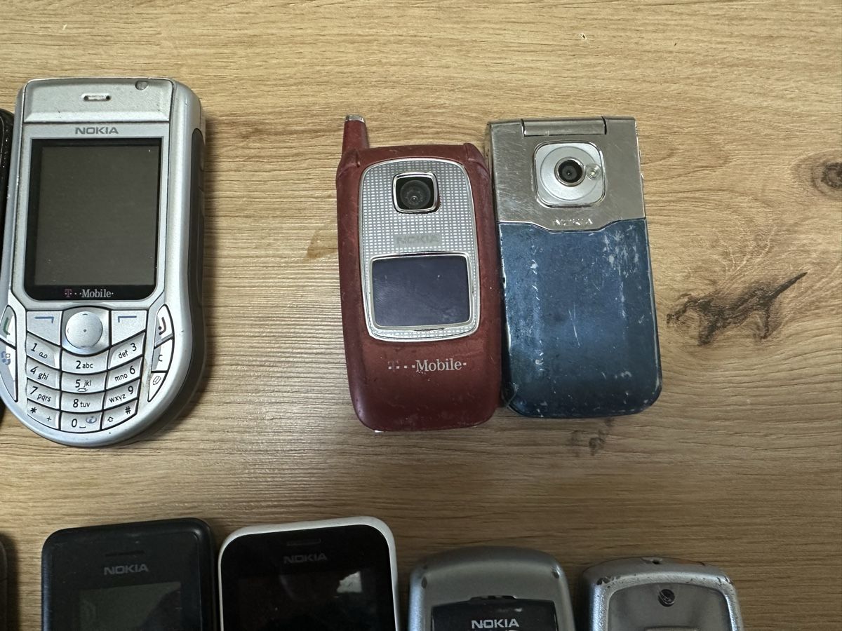 Nokia Handys / Smartphones: Handy Konvolut 12 Stück  – Defekt aus Heerbrugg von Amazon38 2