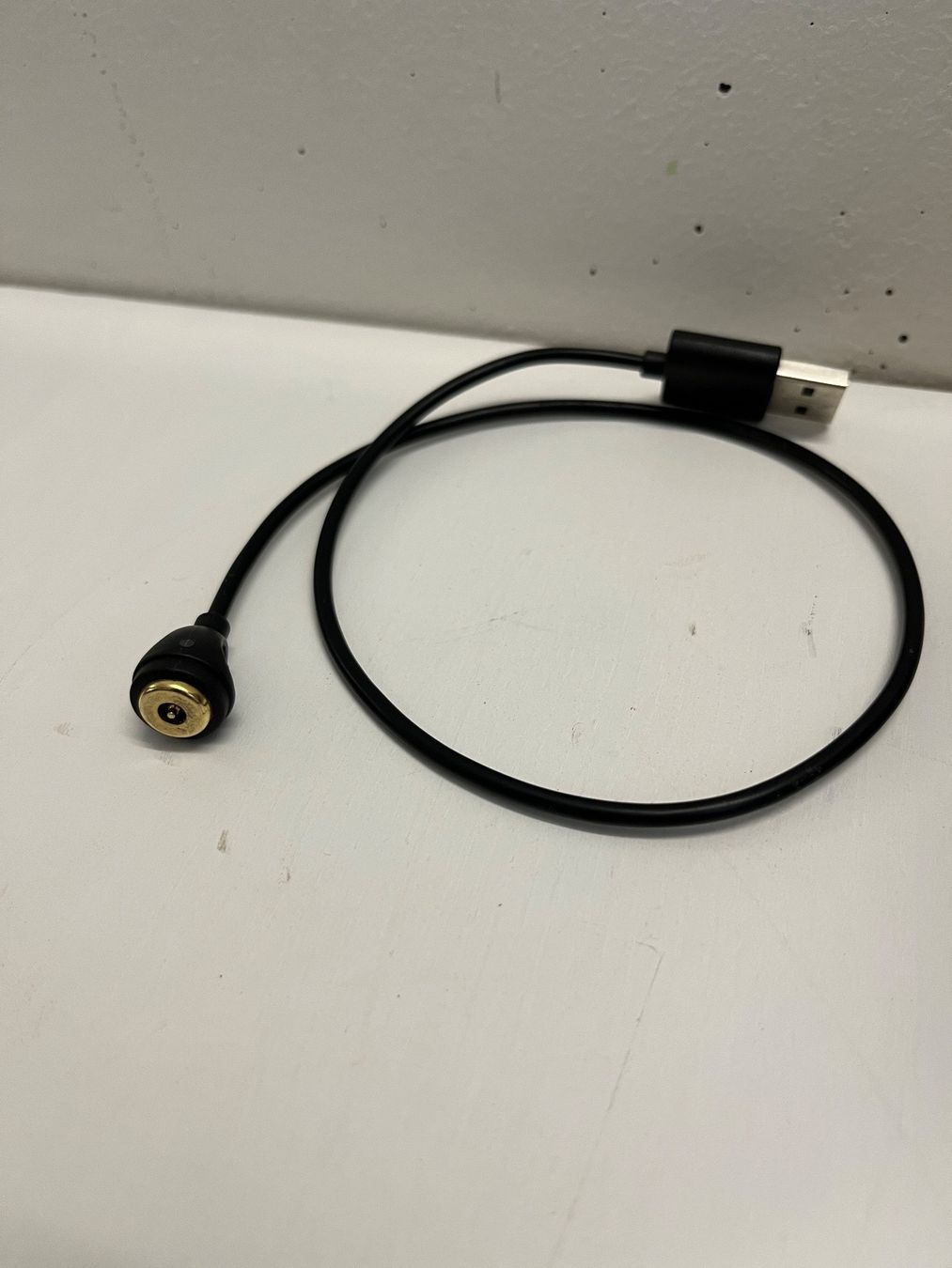 Cavi: Ladekabel Fenix E18R und E30R LED Taschenlampe – Usato da Luzern venduto da Andrinos 1