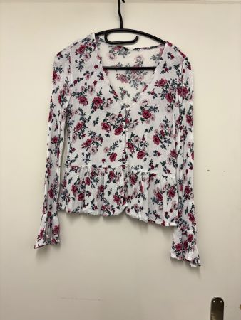 Bluse weiss geblümt Grösse S/M guter Zustand