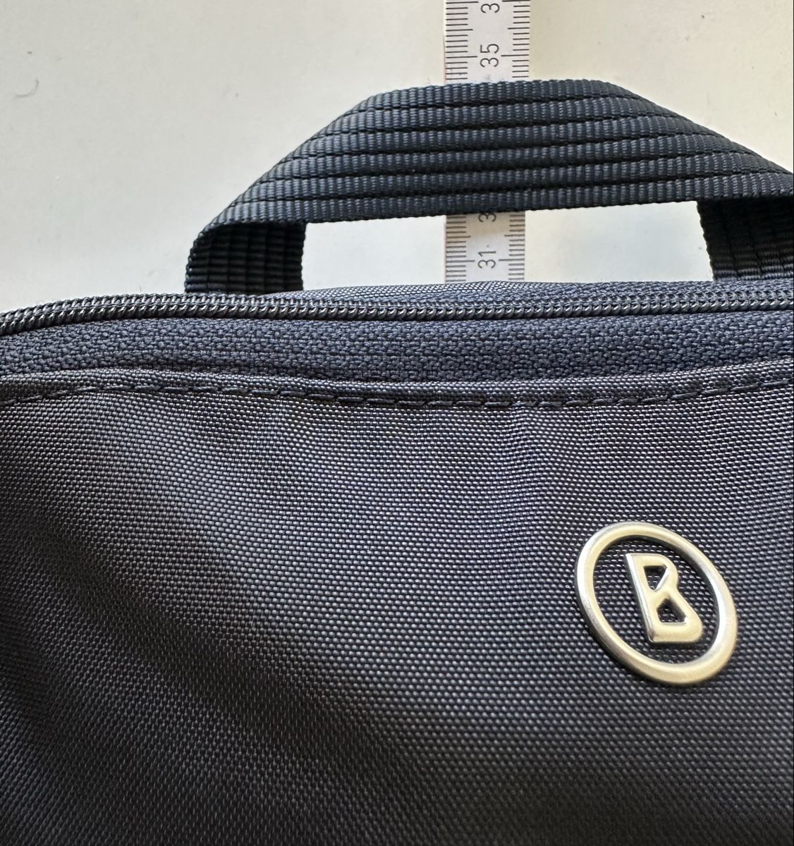 Bogner Zaini: BOGNER Backpack dark like new good condition 30cm – Nuovo (secondo la descrizione) da Basel venduto da petunia08 3