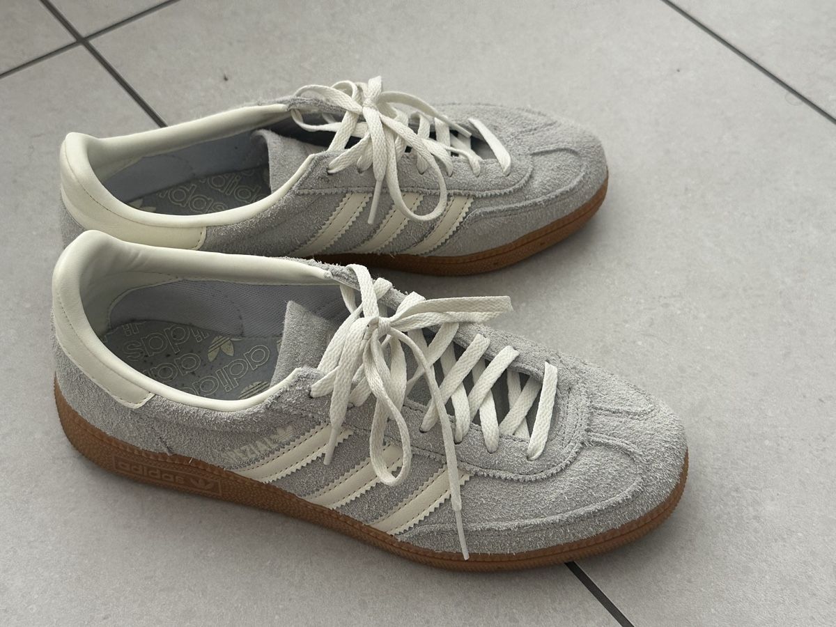 Adidas Scarpe da uomo: Adidas Turnschuhe grau Grösse 40 – Nuovo (secondo la descrizione) da Oftringen venduto da costafabio7 2