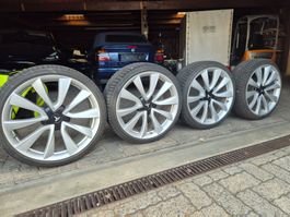 Jantes alu Tesla Model 3 20 pouces avec pneus hiver