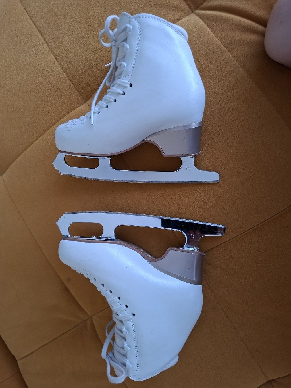 Edea Pattini da ghiaccio: Edea Overture Eiskunstlaufschuhe, Grösse 225 B, Winterspass⛸ – Usato da Diepoldsau venduto da Tiaraa1 2
