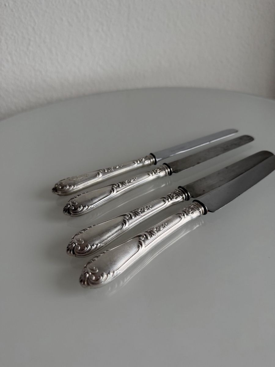 Posate: 4 couteaux vintage argent Minerve  style Rococo – Usato da Cressier FR venduto da Kvito4ka 2