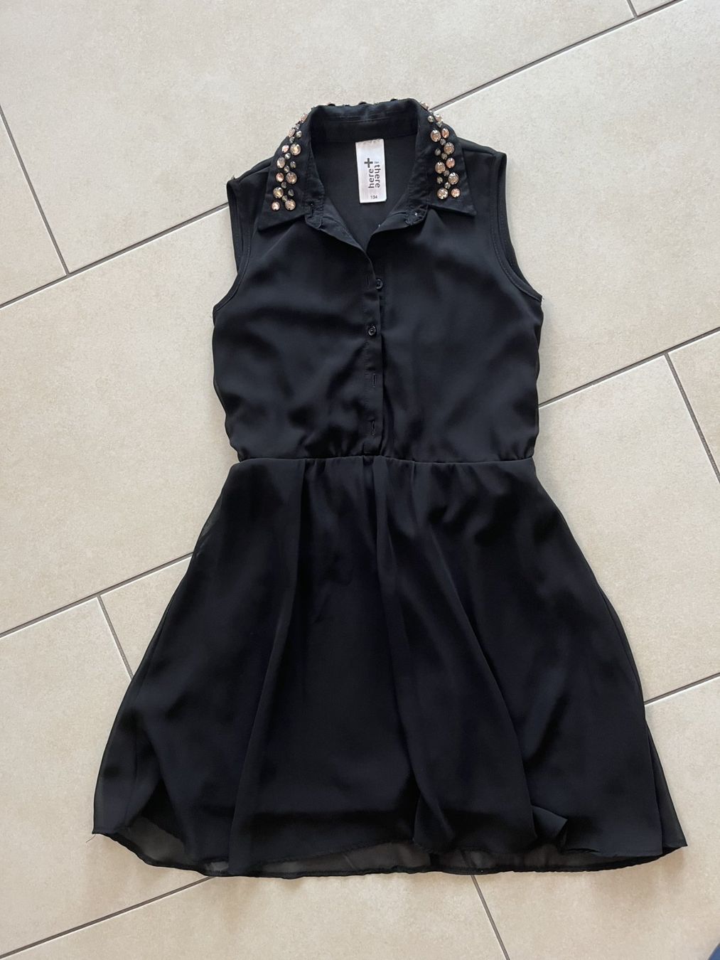 Vestiti & Gonne: Kleid aus Chiffon Gr. 134 – Usato da Küssnacht am Rigi venduto da icbicb 2