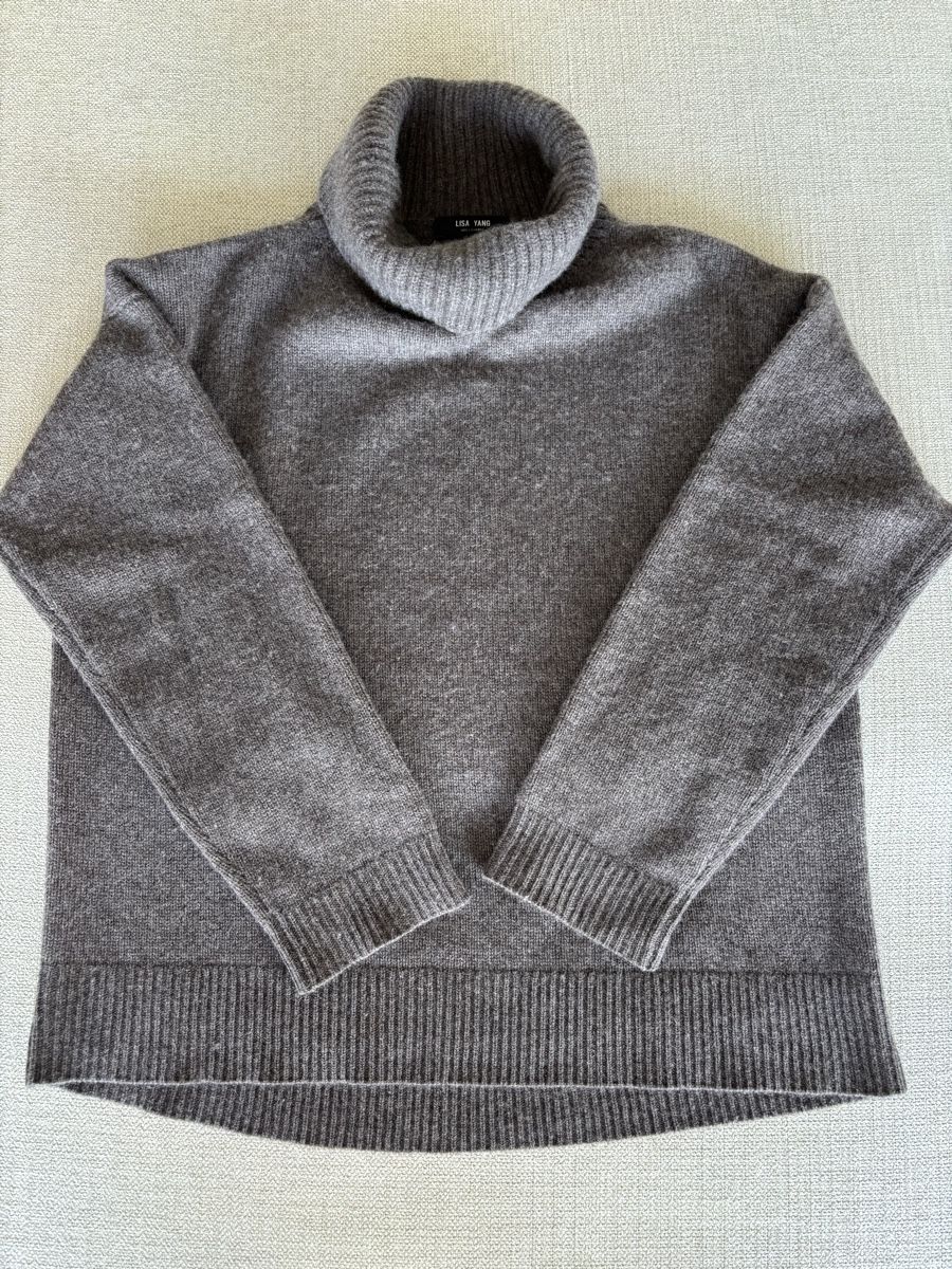 Pullover & Sweatshirts: Lisa Yang Kaschmirpullover – Gebraucht aus Walchwil von Ca_st26