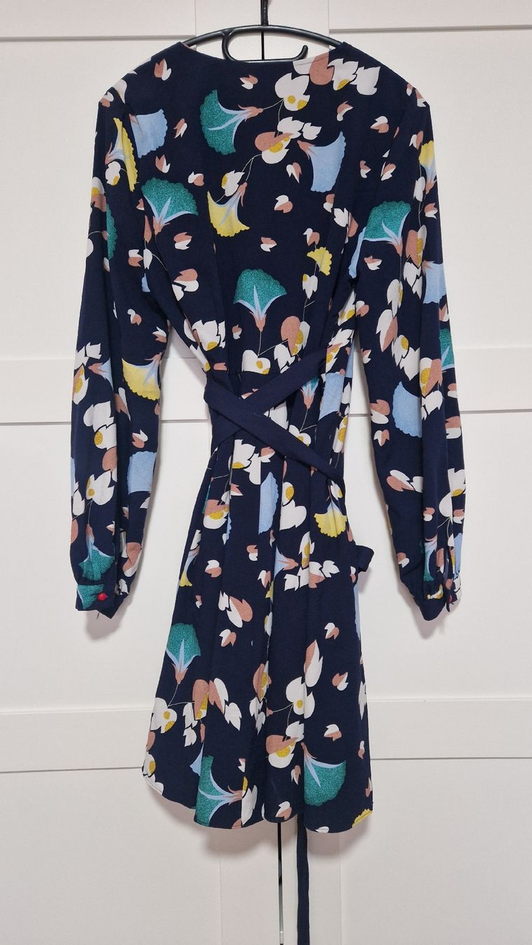 Essentiel Antwerp Kleider: Robe Essentiel Antwerp T.38 - comme neuve  – Gebraucht aus Pully von Patriciaeve 3