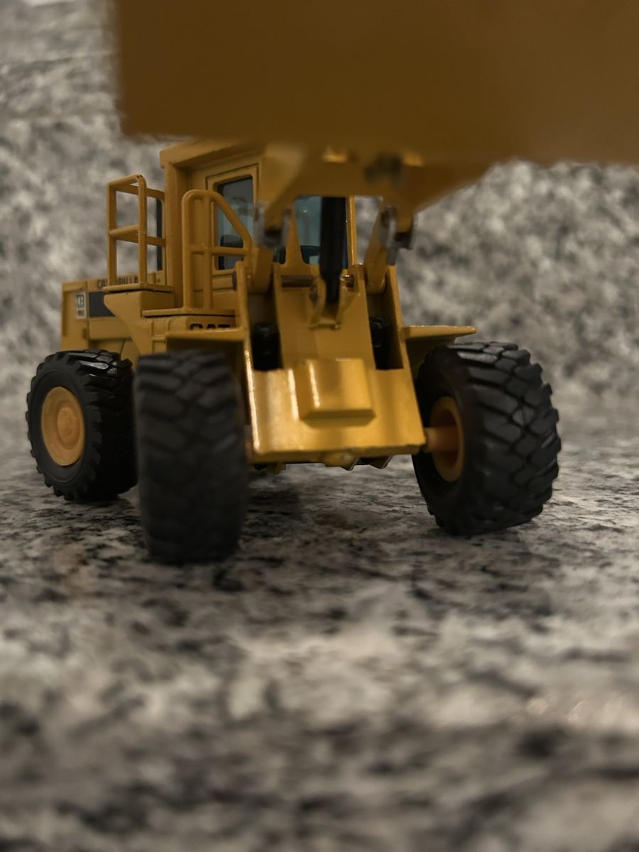 Caterpillar Modellbausätze & Standmodelle: Cat 966 , 1:50 , NZG – Defekt aus Horw von Tigercat635 4