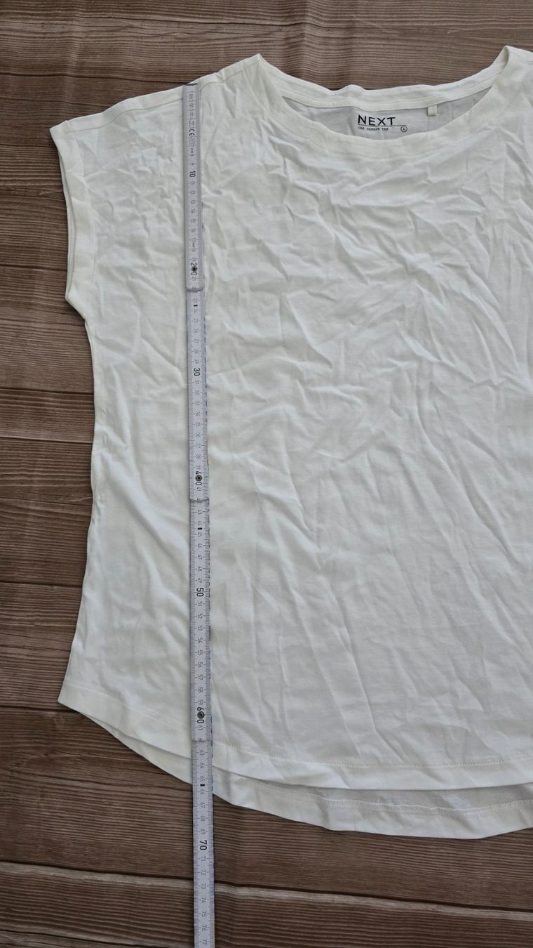 Next T-shirt: 🆕 Next Cap Sleeve Cotton Tee - L - white – Nuovo (secondo la descrizione) da Thalwil venduto da VitaMini 2