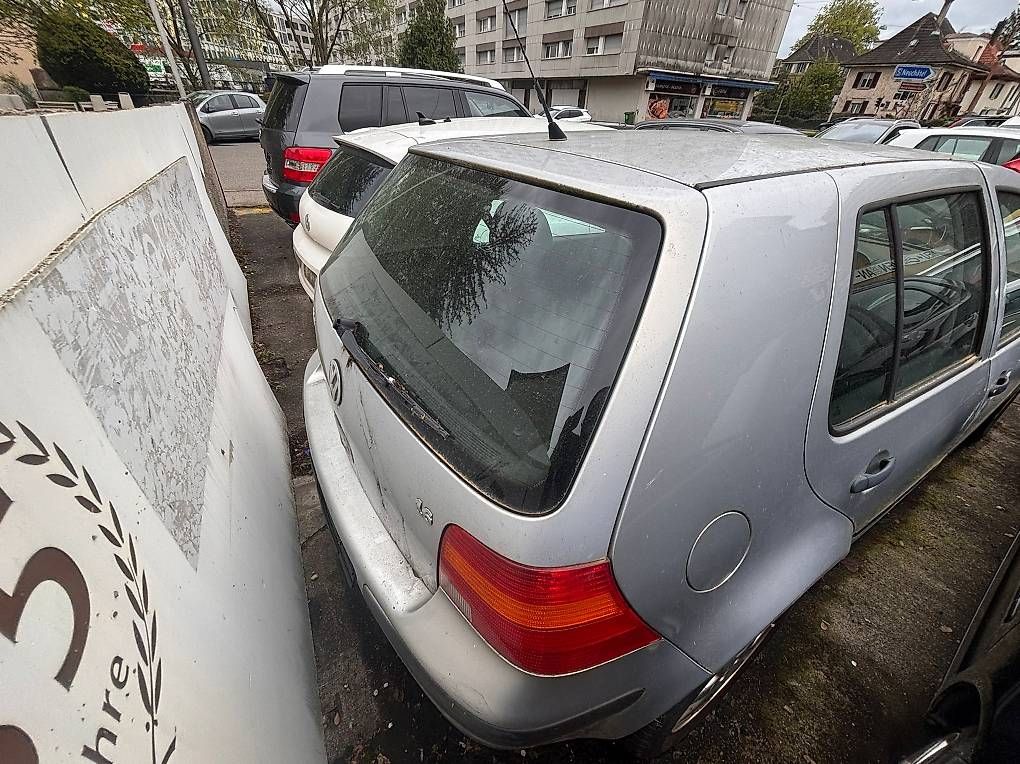 Automobili: Vw Golf Automat – Usato da Biel/Bienne venduto da 300ccc 3