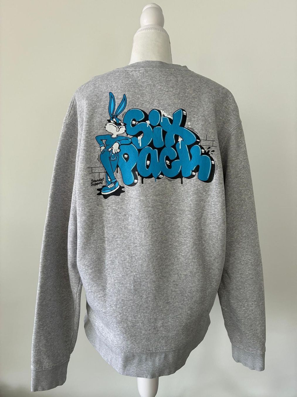 Pullover & Sweatshirts: SixPack Pullover – Gebraucht aus Weiningen ZH von MellRo.54 1