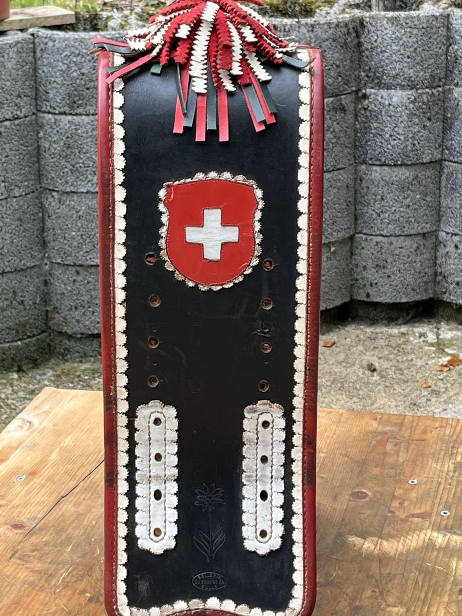 Campanacci mucche: Treichel Riemen  – Usato da Wasen im Emmental venduto da weh_qg2d 1