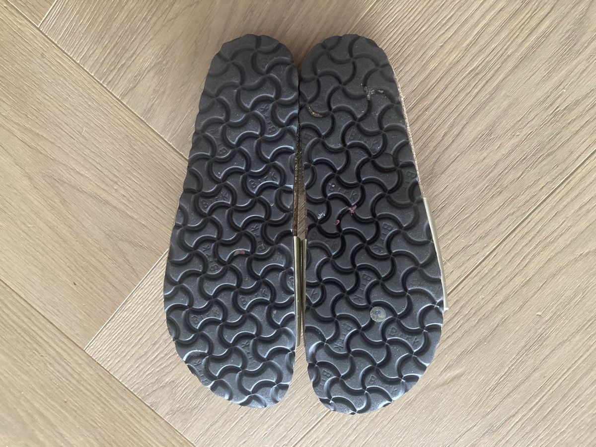 Birkenstock Damenschuhe: Birkenstock 38 gold – Gebraucht aus Wil SG von Chrissy07 1