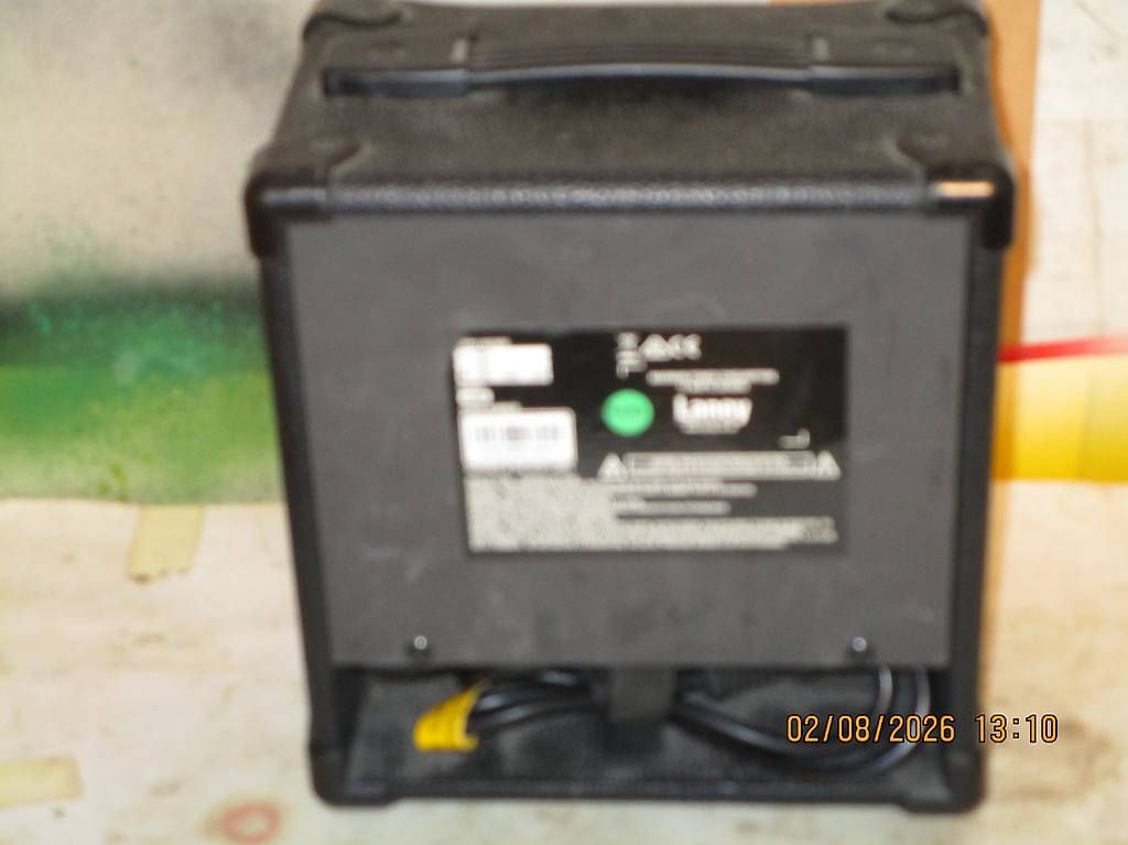 Strumenti musicali: ampli de guitare, model:LX10B – Usato da Clarens venduto da krampou 3