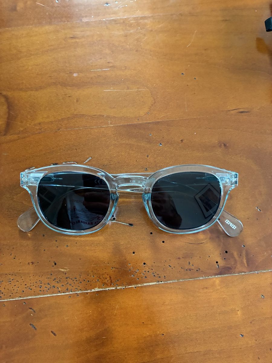 Izipizi Brillen & Gläser: Lunettes soleil Izipizi  – Neu (gemäss Beschreibung) aus Morges von fec_tff9 3