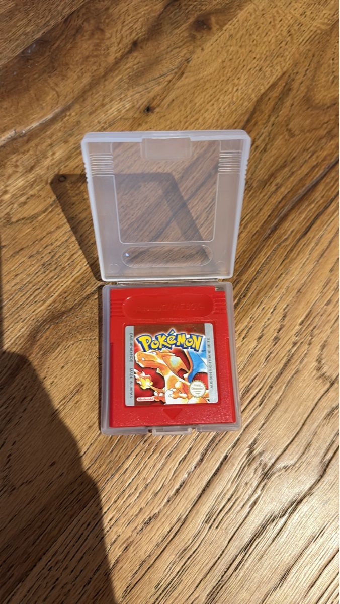 Pokémon Spiele: Pokemon Spiel Rot DMG-APAD-NOE  – Gebraucht aus Lenzburg von eyworld